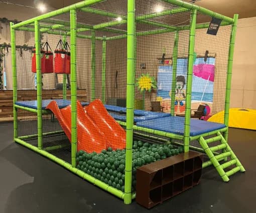 ÁREA PARA BEBES